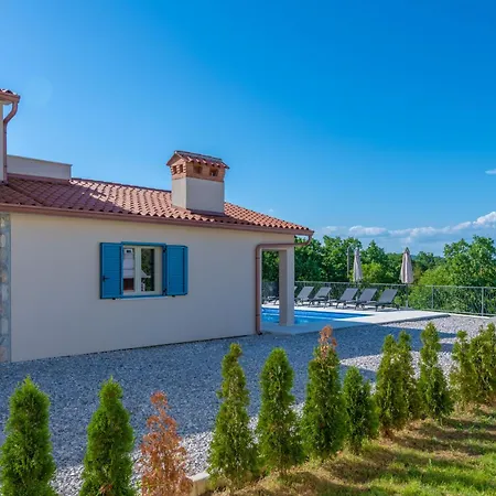 Romantika, A Beautiful And Romantic Pool Raša