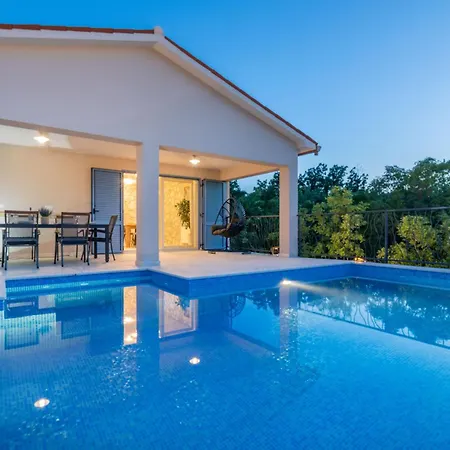 Romantika, A Beautiful And Romantic Pool Vakantiehuis *