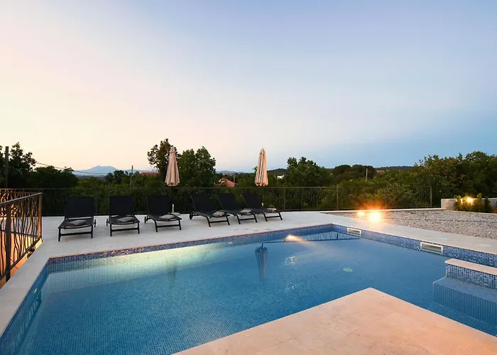 Romantika, A Beautiful And Romantic Pool