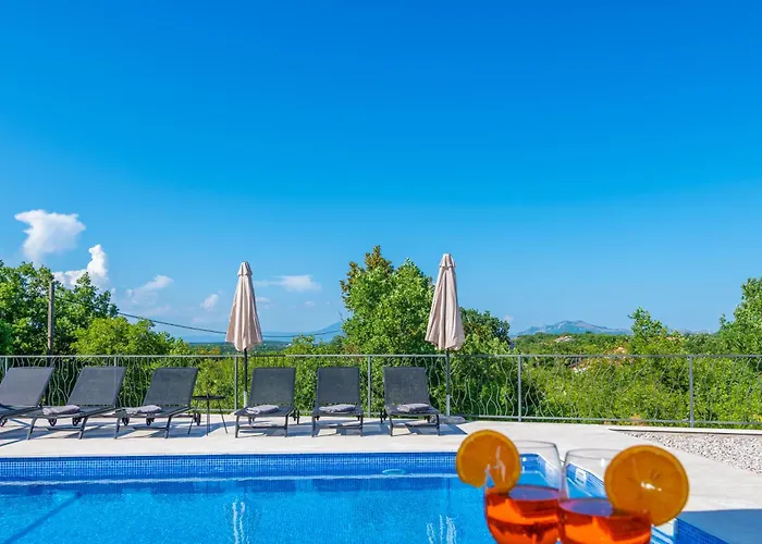 Romantika, A Beautiful And Romantic Pool * Raša